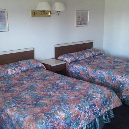 Embassy Motel Kingston Eksteriør billede